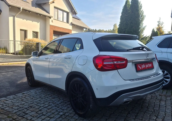 Mercedes-Benz GLA cena 83999 przebieg: 65000, rok produkcji 2016 z Szczebrzeszyn małe 667